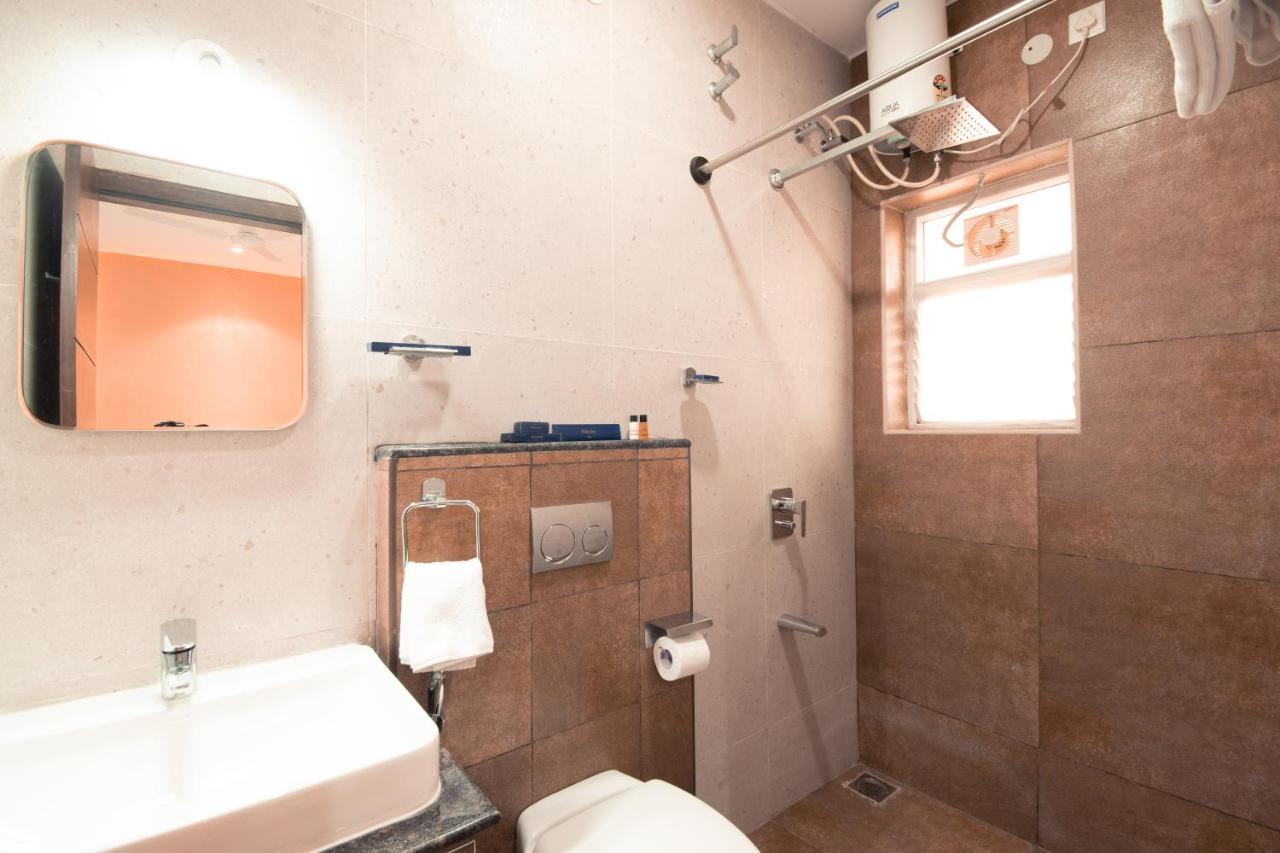 Athulya Residence Suite Rooms Bangalore Bagian luar foto